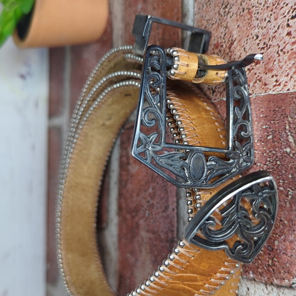 Vtg Streets Ahead Santa Monica 80's Thin Ranger Leather Silver Studded Belt Lrg - Picture 13 of 16